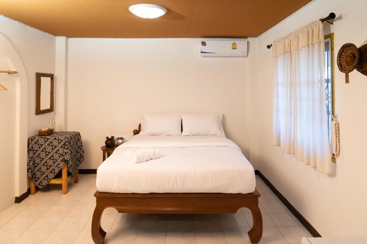 Past Tense Hostel Chiang Mai Eksteriør bilde